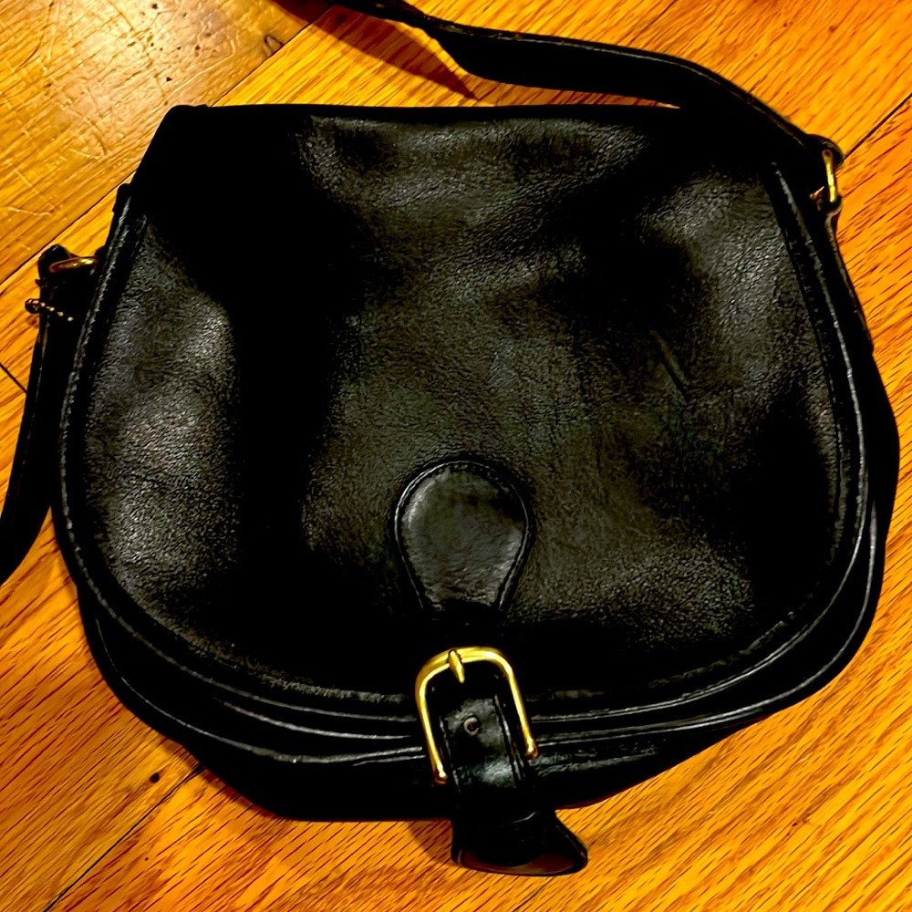 COACH Vintage 90s USA Black with buckle closure Rounded Small Crossbody Bag